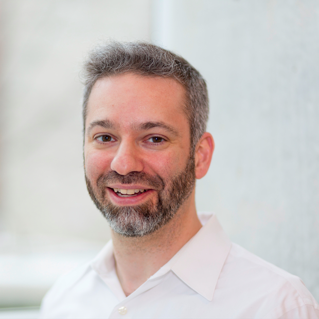 Michael Schütz — PianoKafe.com