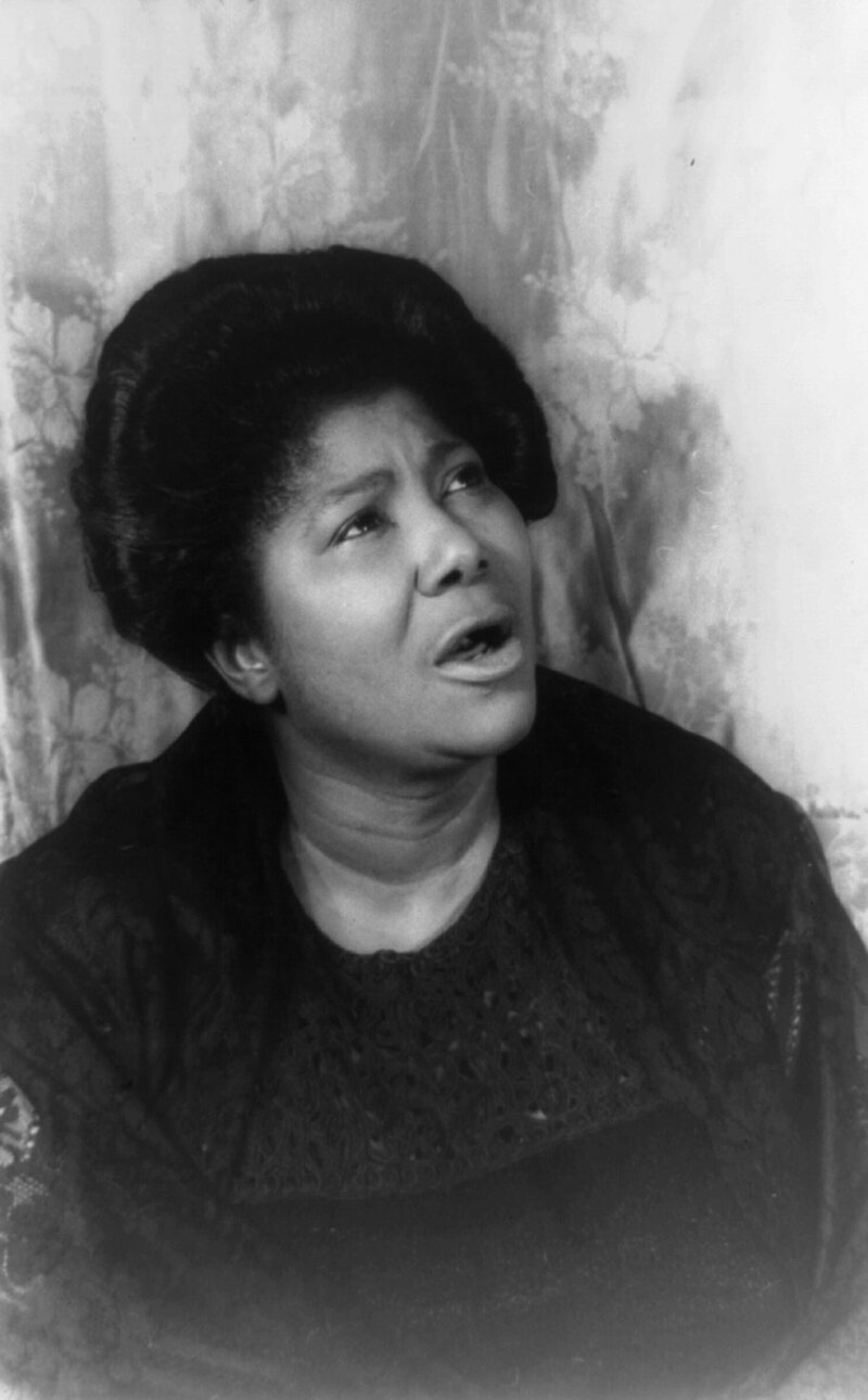 Mahalia Jackson — PianoKafe.com
