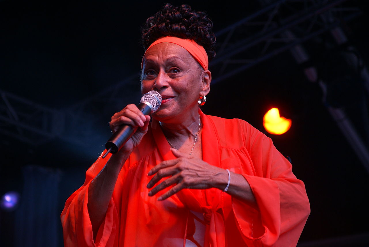 Omara Portuondo — PianoKafe.com