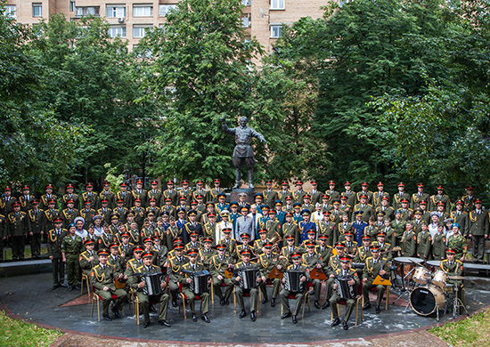 Ансамбль песни и пляски Российской армии имени А. В. Александрова — PianoKafe.com