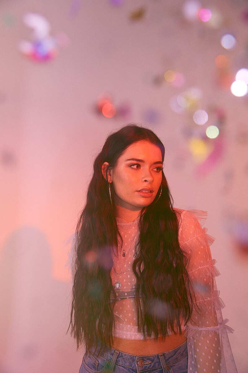 Liv Dawson — PianoKafe.com