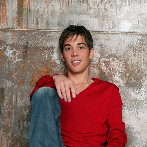 Gregory Lemarchal — PianoKafe.com