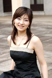 Yoko Honna — PianoKafe.com