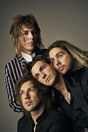 The Struts — PianoKafe.com