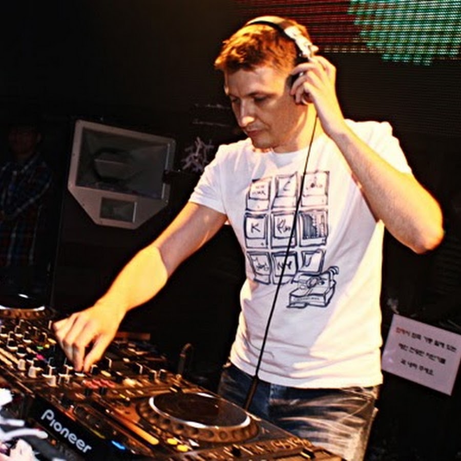 Yuri Kane — PianoKafe.com