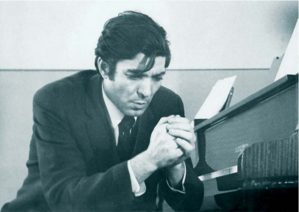 Анатолий Кусяков — PianoKafe.com