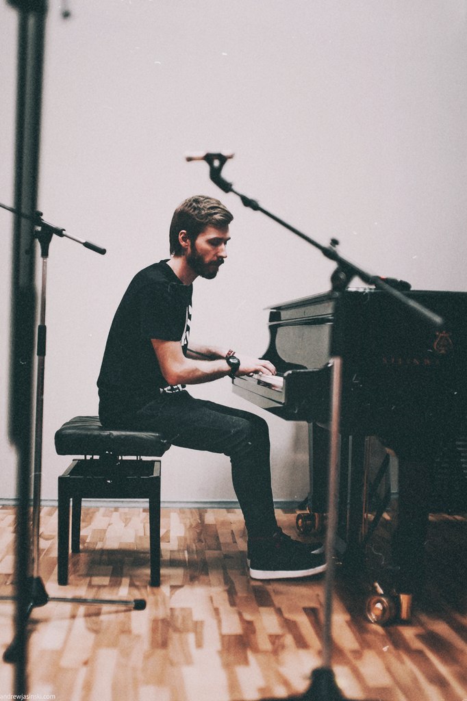 Andrew Jasinski — PianoKafe.com