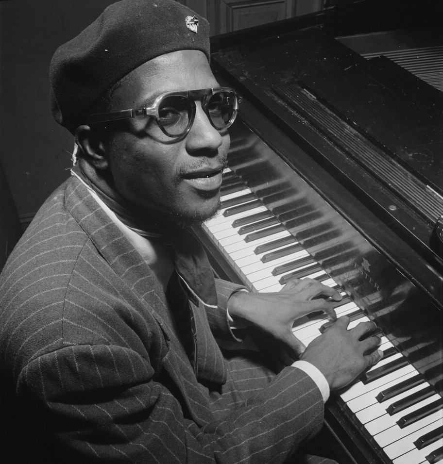 Thelonious Monk — PianoKafe.com