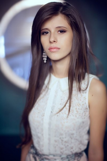 Elvira T — PianoKafe.com