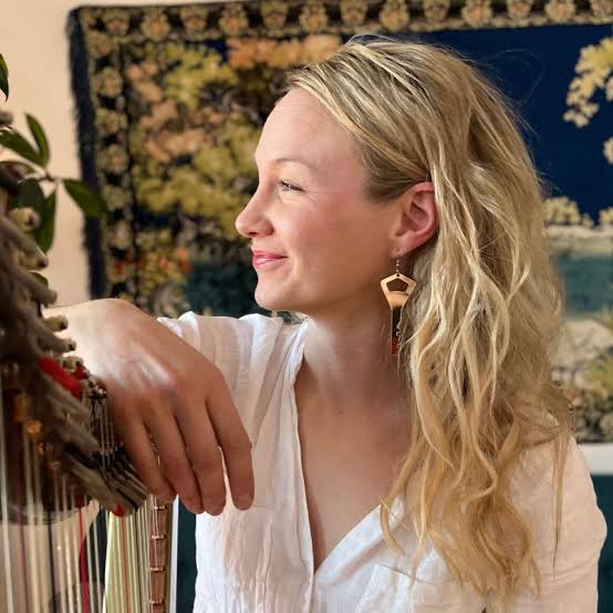 Salla Hakkola — PianoKafe.com