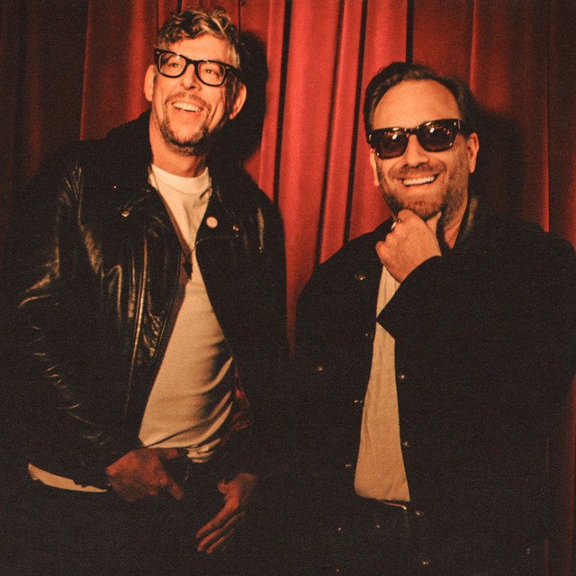 The black keys — PianoKafe.com