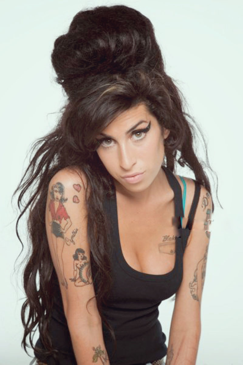 Amy Winehouse — PianoKafe.com