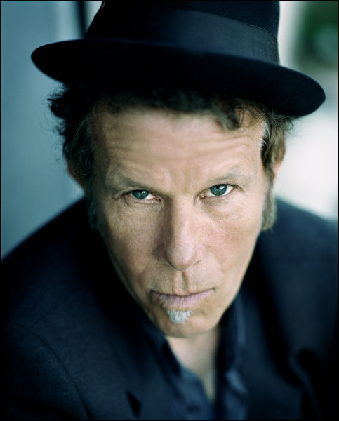 Tom Waits — PianoKafe.com