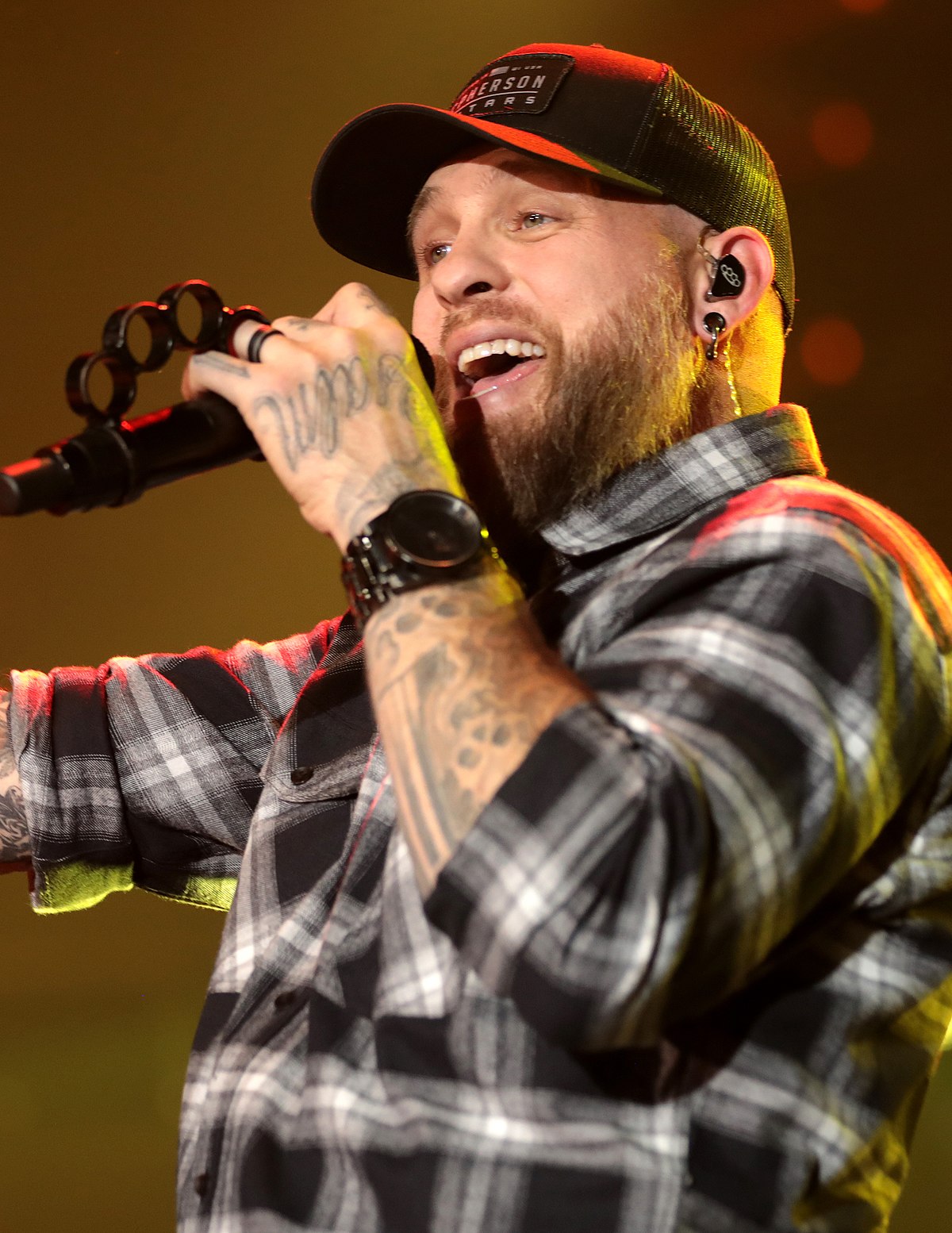 Brantley Gilbert — PianoKafe.com