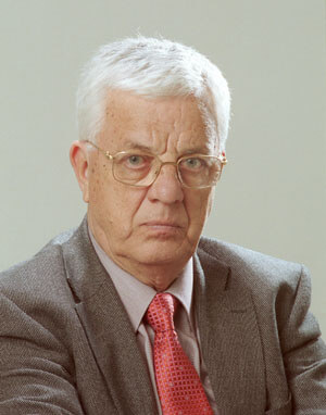 Раймонд Паулс — PianoKafe.com