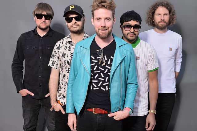 Kaiser Chiefs — PianoKafe.com