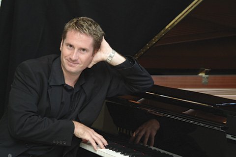 George Davidson — PianoKafe.com