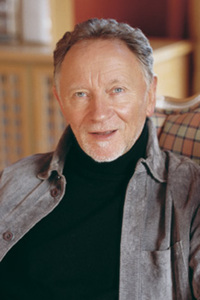 Phil Coulter — PianoKafe.com