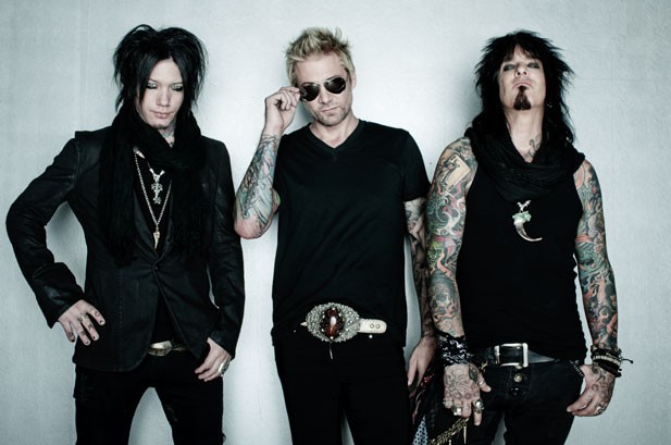 Sixx:A.M. — PianoKafe.com