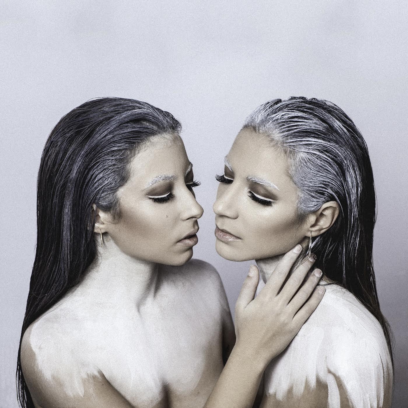 Giolì & Assia — PianoKafe.com