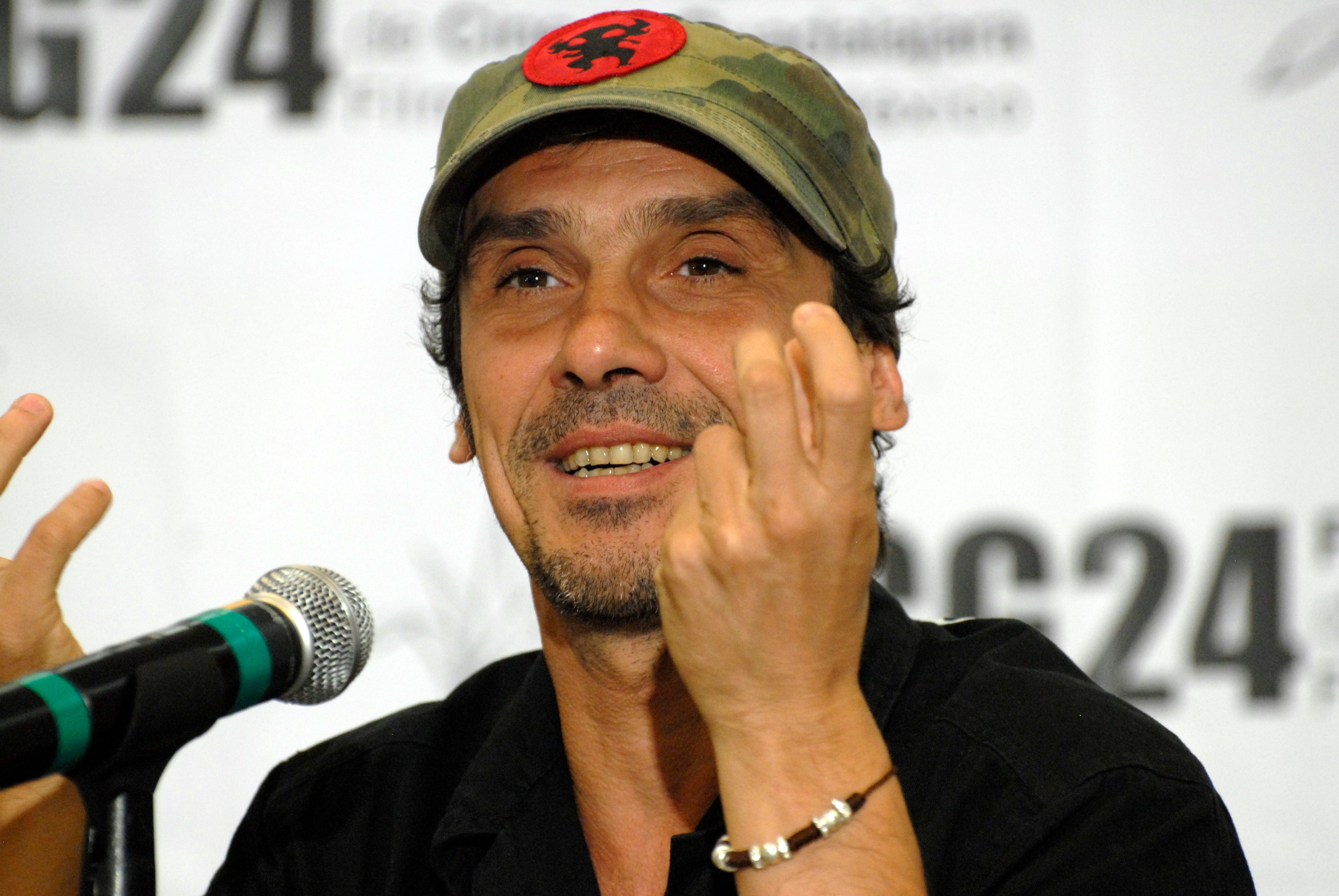 Manu Chao — PianoKafe.com