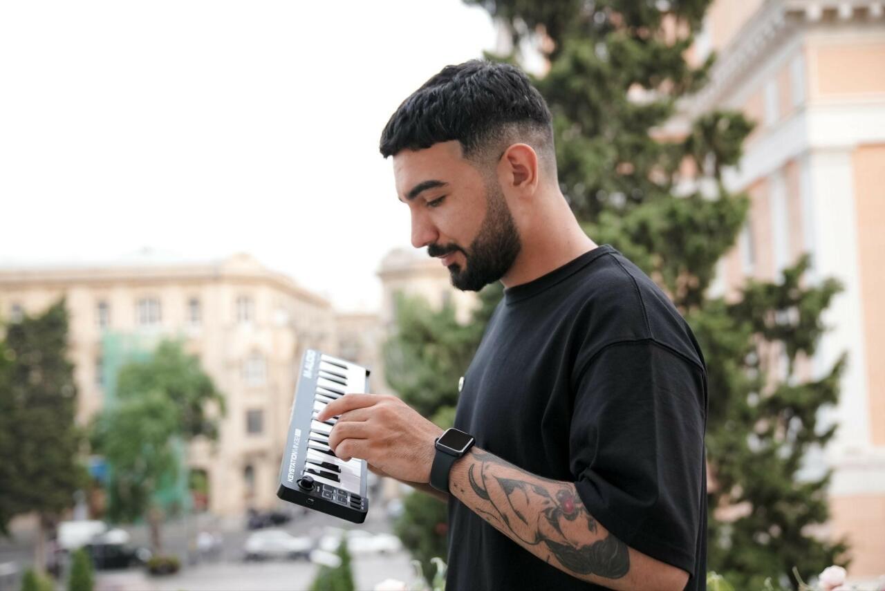 Vugarixx — PianoKafe.com