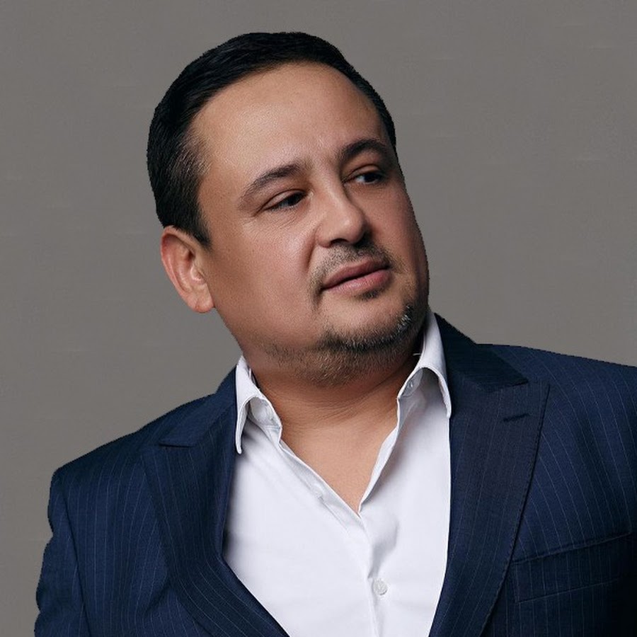 Тахир Садыков — PianoKafe.com
