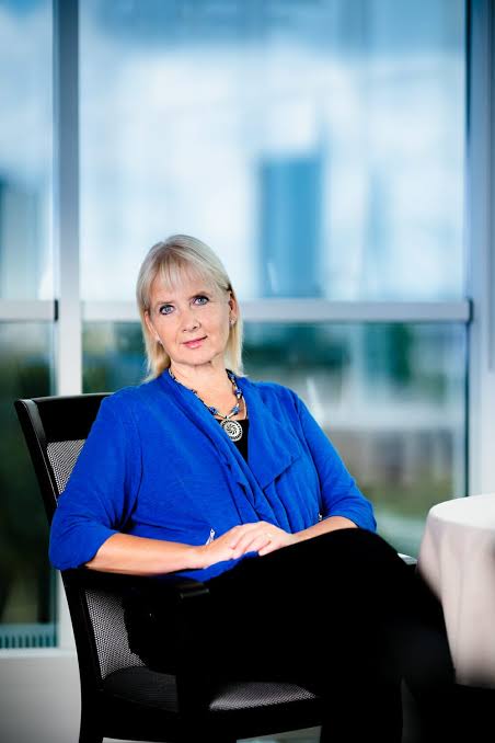 Lolita Ritmanis — PianoKafe.com