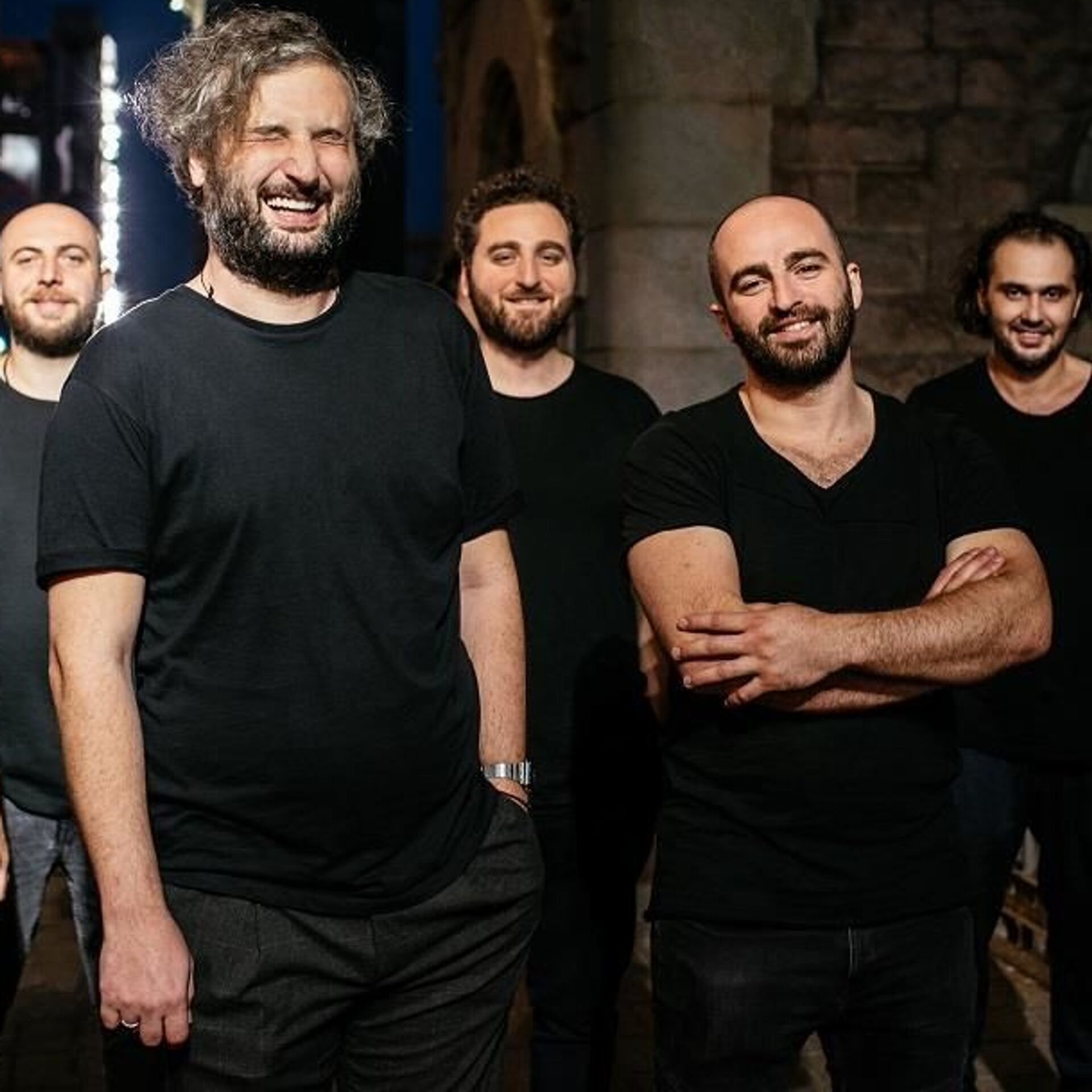 Mgzavrebi — PianoKafe.com