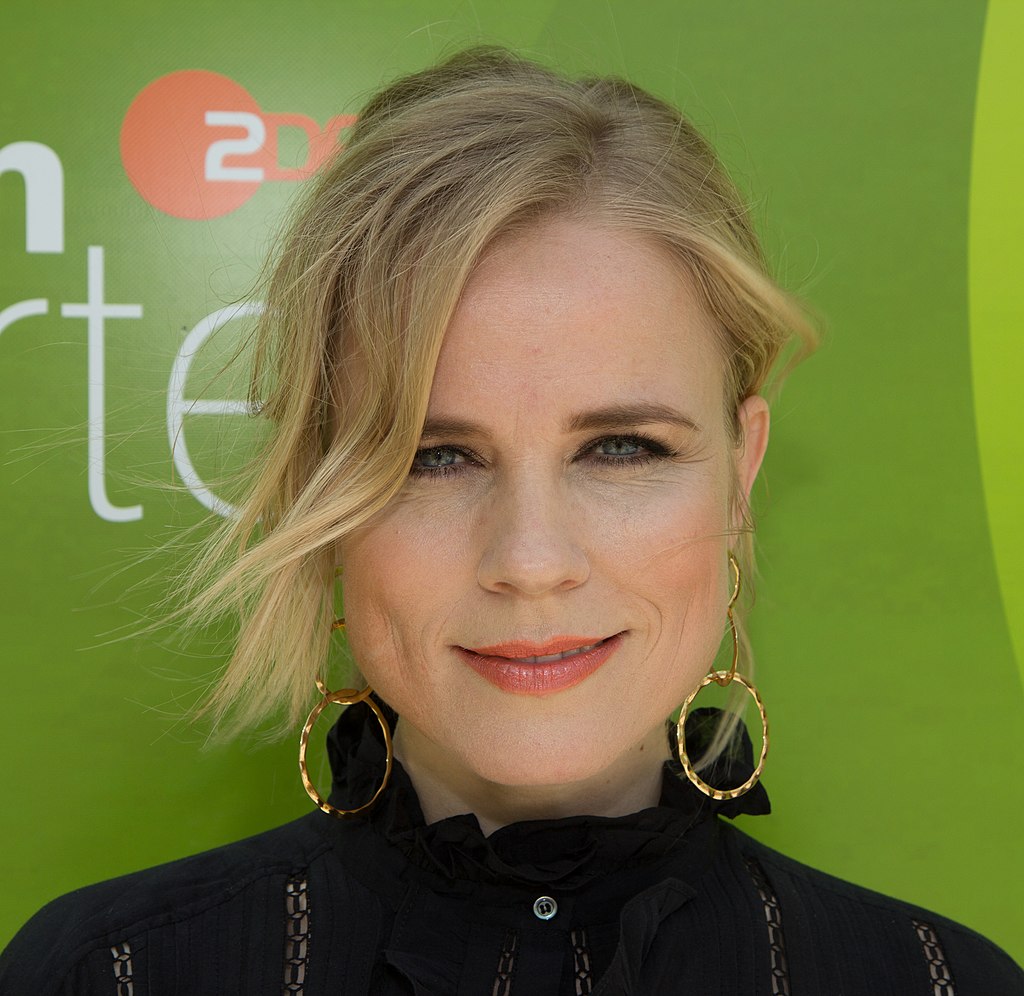 Ilse DeLange — PianoKafe.com