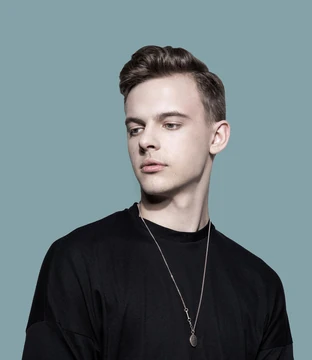 Jüri Pootsmann — PianoKafe.com