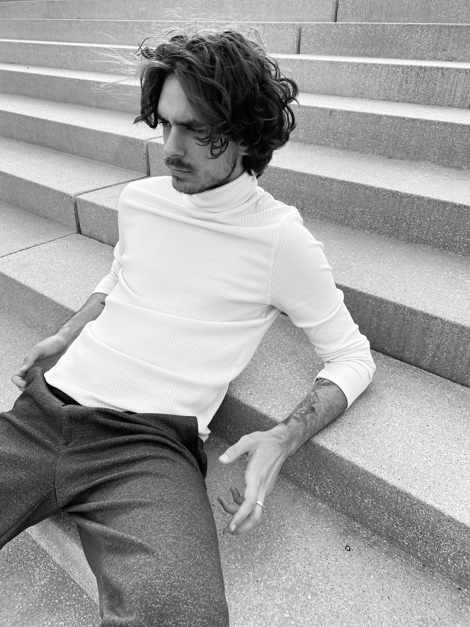 Eto Leon — PianoKafe.com