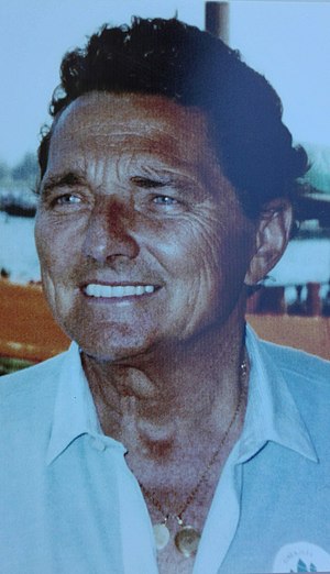 Юбер Жиро — PianoKafe.com