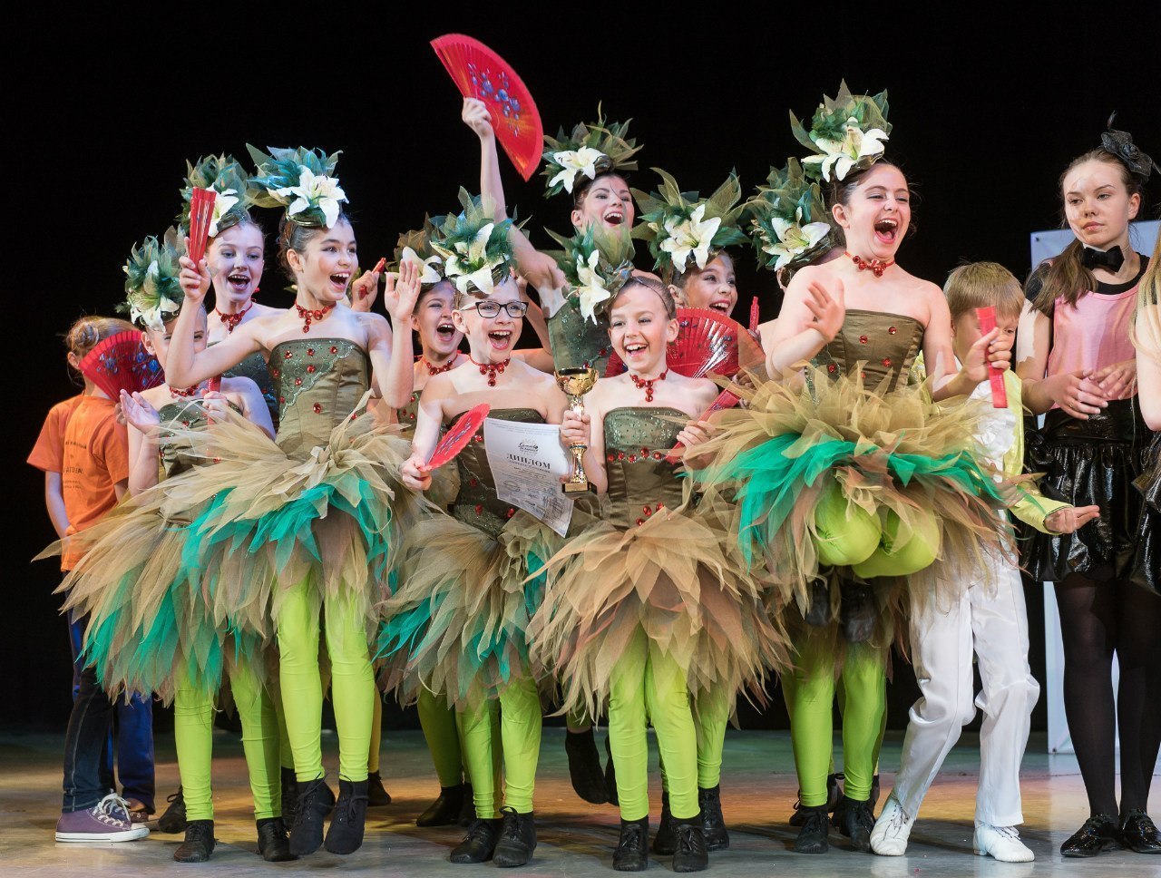 Хор "Три Апельсина" — PianoKafe.com