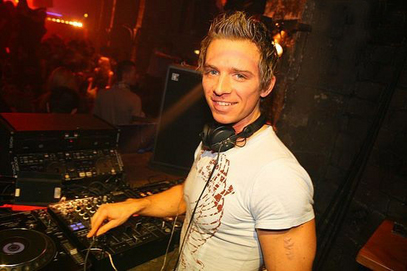 Guru Josh Project — PianoKafe.com