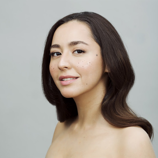 Manizha — PianoKafe.com