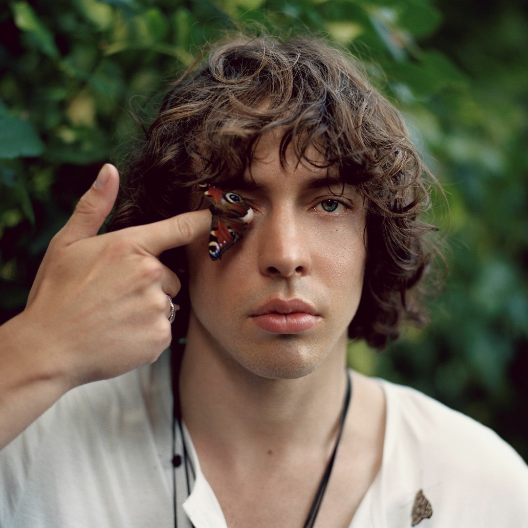 Barns Courtney — PianoKafe.com