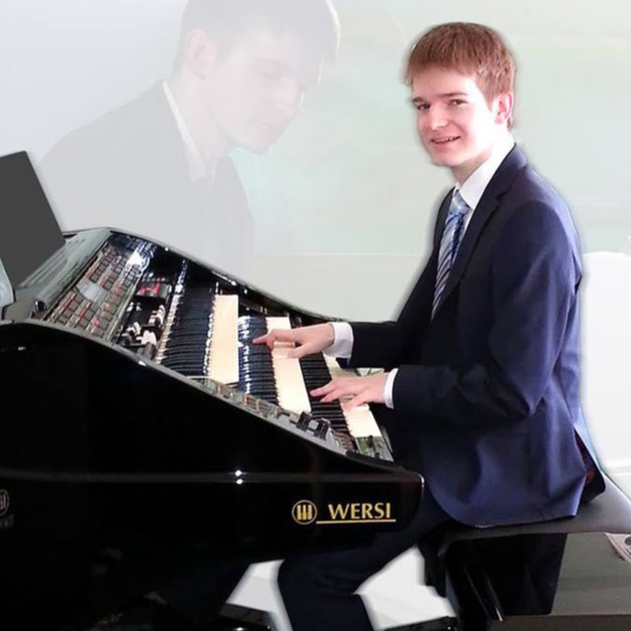 Florian Hutter — PianoKafe.com