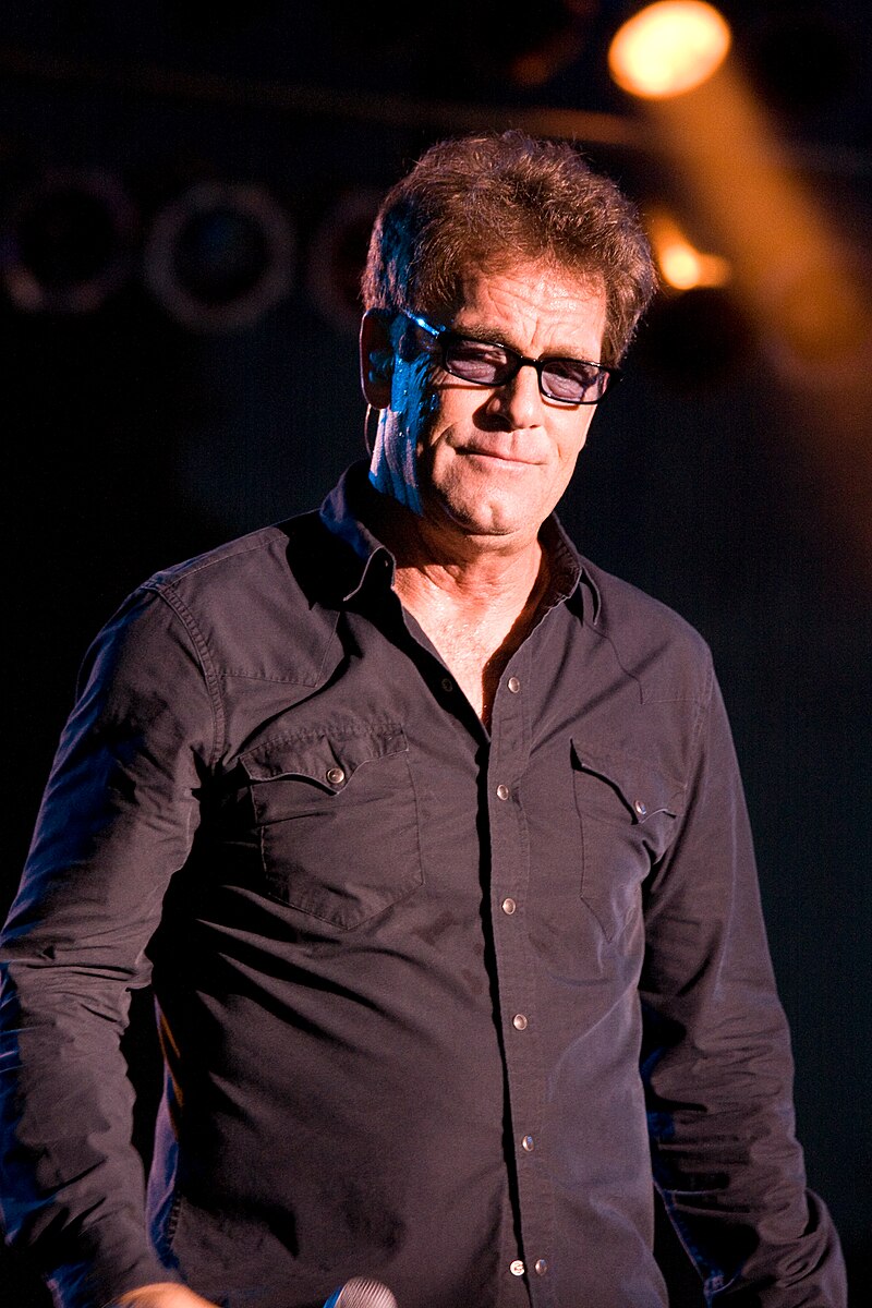 Huey Lewis — PianoKafe.com