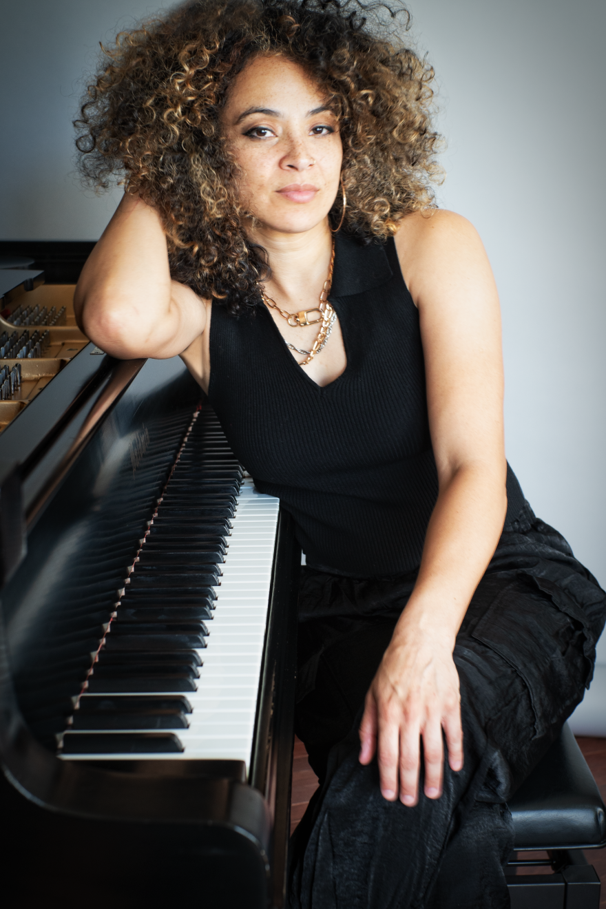Kandace Springs — PianoKafe.com