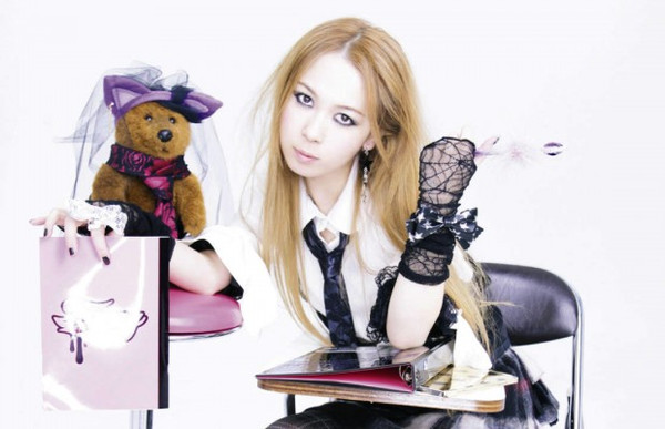 Tommy Heavenly6 — PianoKafe.com