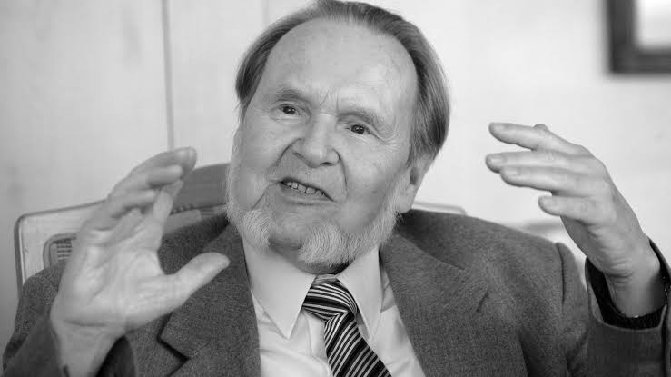 Gerd Natschinski — PianoKafe.com