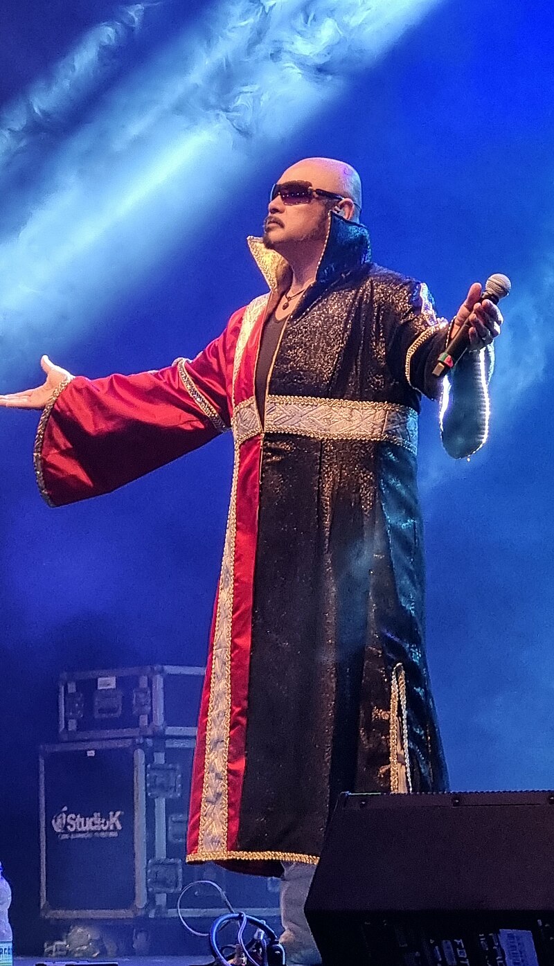 Hiroaki Tommy Tominaga — PianoKafe.com