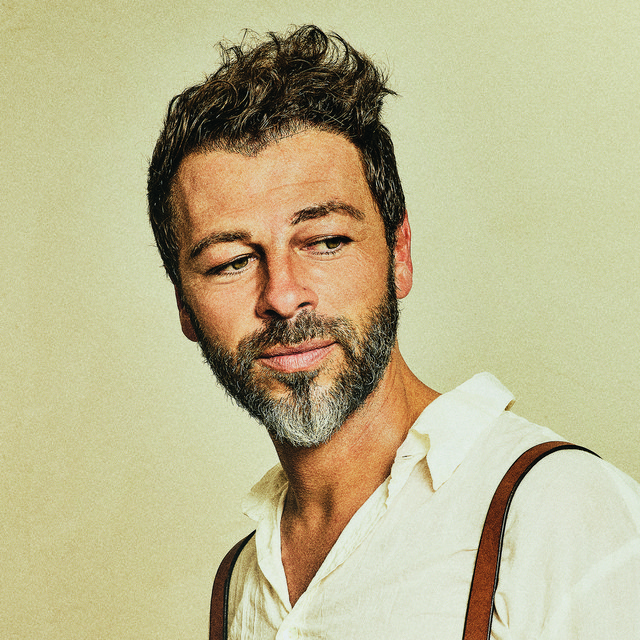 Christophe Mae — PianoKafe.com
