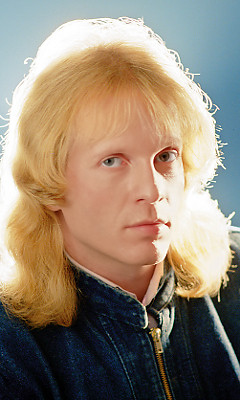 Крис Кельми — PianoKafe.com