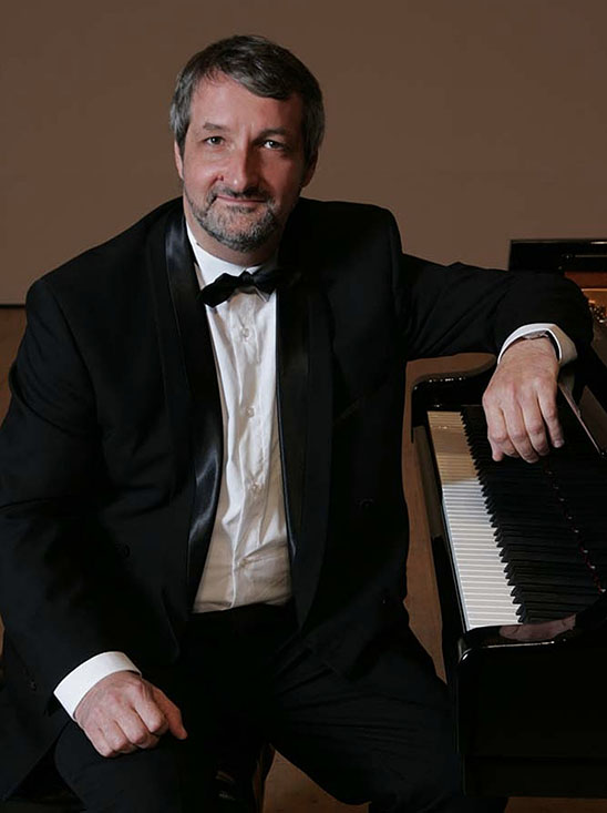 Артём Агажанов — PianoKafe.com