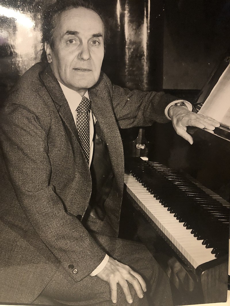 Пётр Савинцев — PianoKafe.com