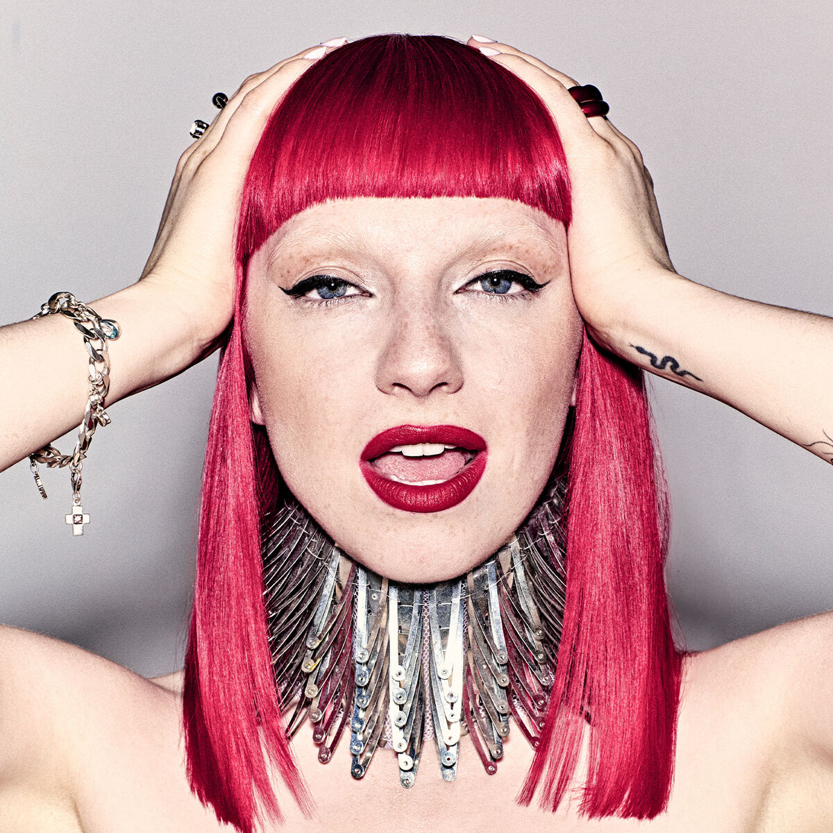 Sophie and the Giants — PianoKafe.com