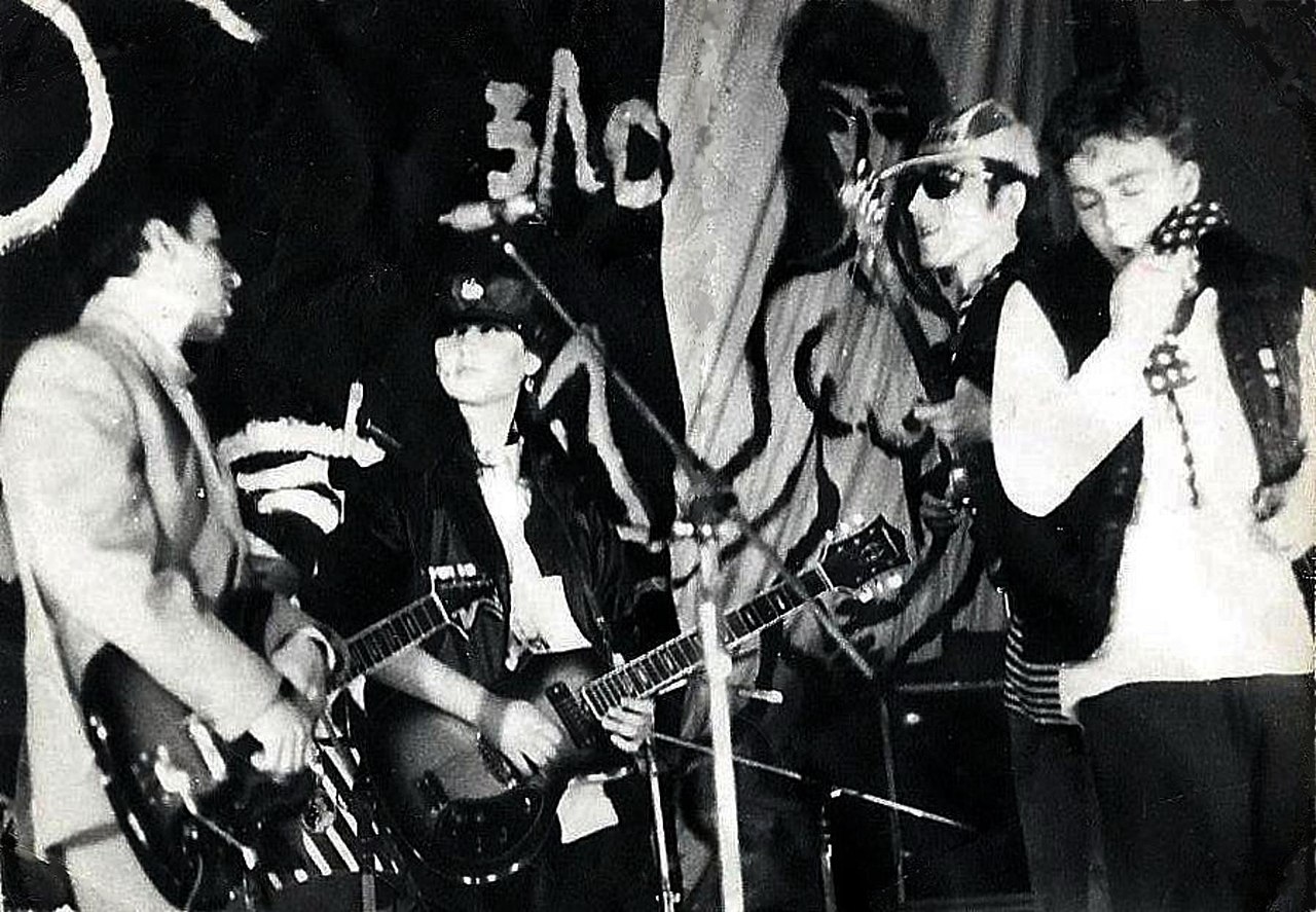 Зазеркалье — PianoKafe.com