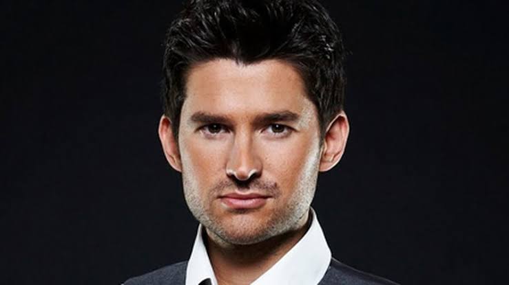 Matt Dusk — PianoKafe.com